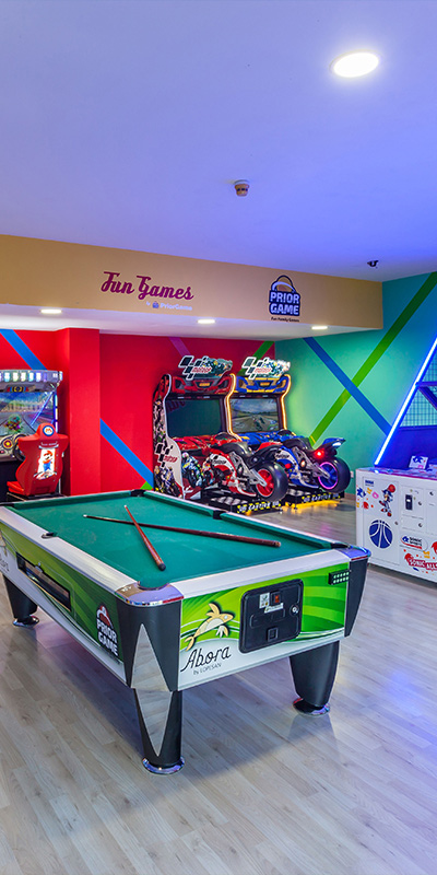  Emblematic image of the machines in the Arcade Room of the Abora Catarina by Lopesan Hotels in Playa del Inglés, Gran Canaria 